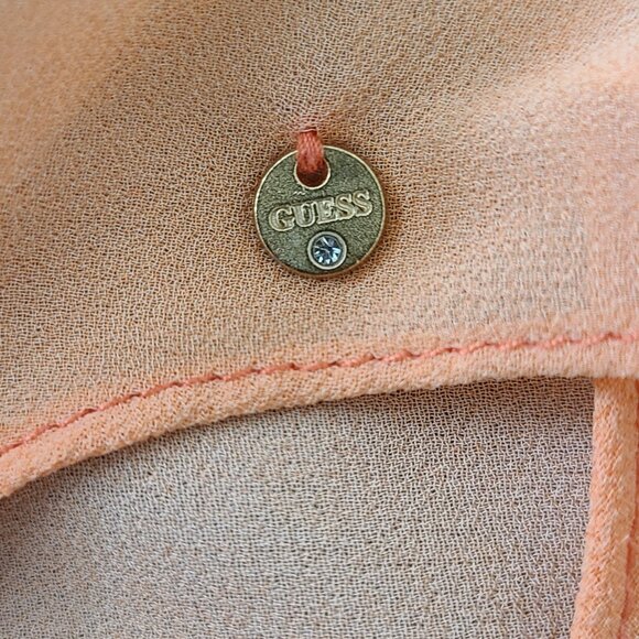 Guess Blouse size Small - Picture 4 of 4